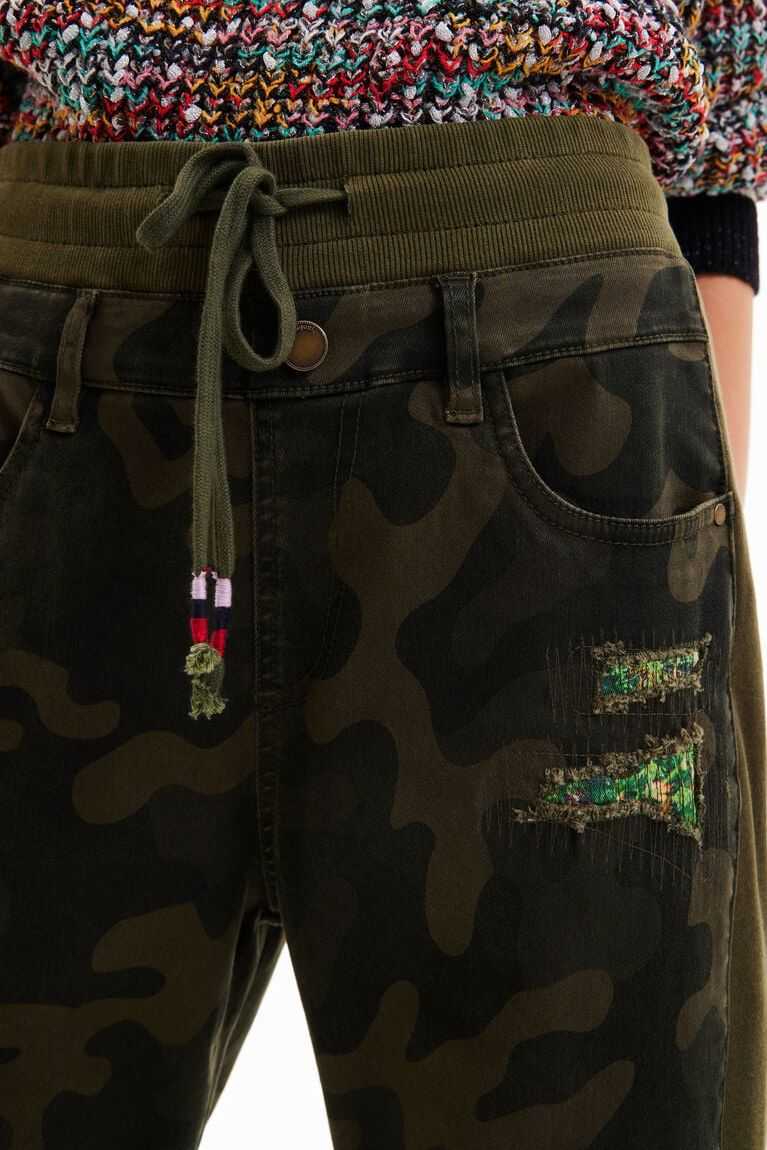 Desigual Camouflage jogger trousers Tayt Kadın | 710562-OBR